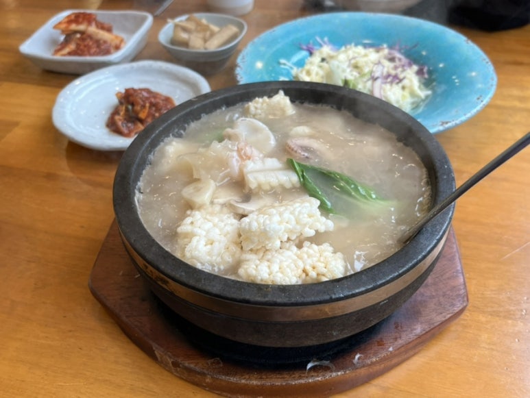 구수한해물누룽지탕 이미지