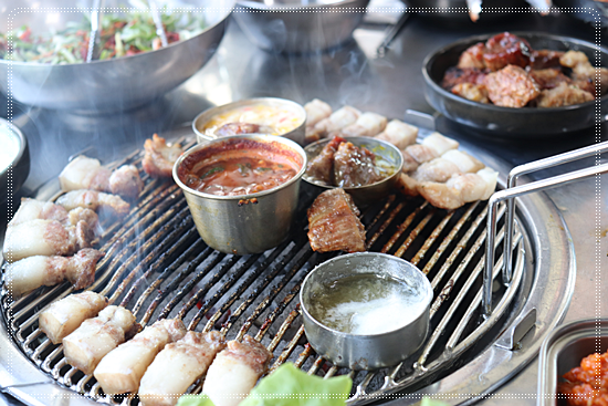 까망돼지 이미지