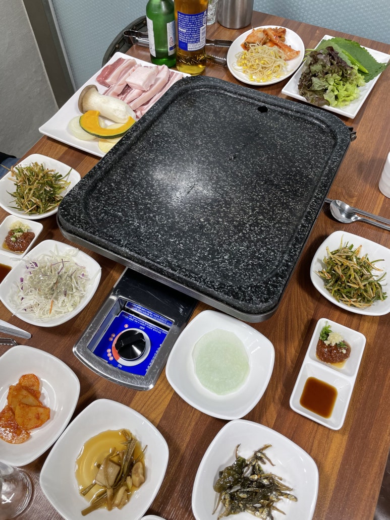 돌판마당삼겹살 이미지