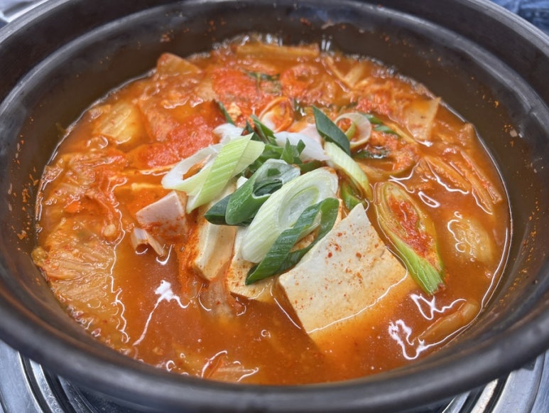 돈돼지유 생삼겹살 이미지