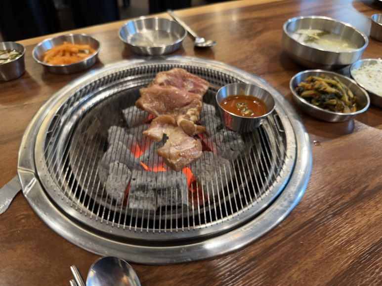 동남숯불갈비 이미지