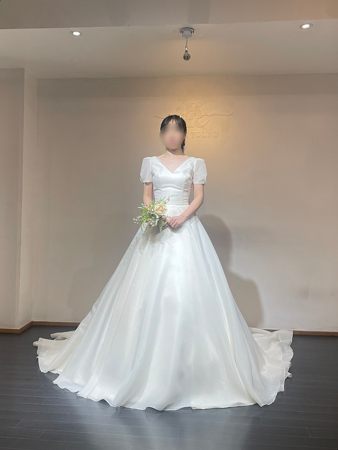 웨딩헤너스드레스 이미지