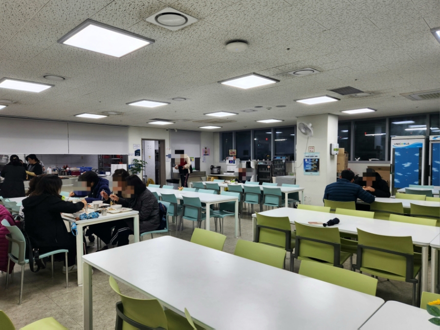 트립티마포중앙도서관구내식당 이미지
