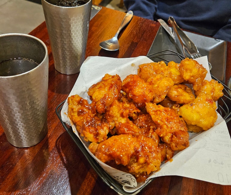 교촌치킨철산 이미지