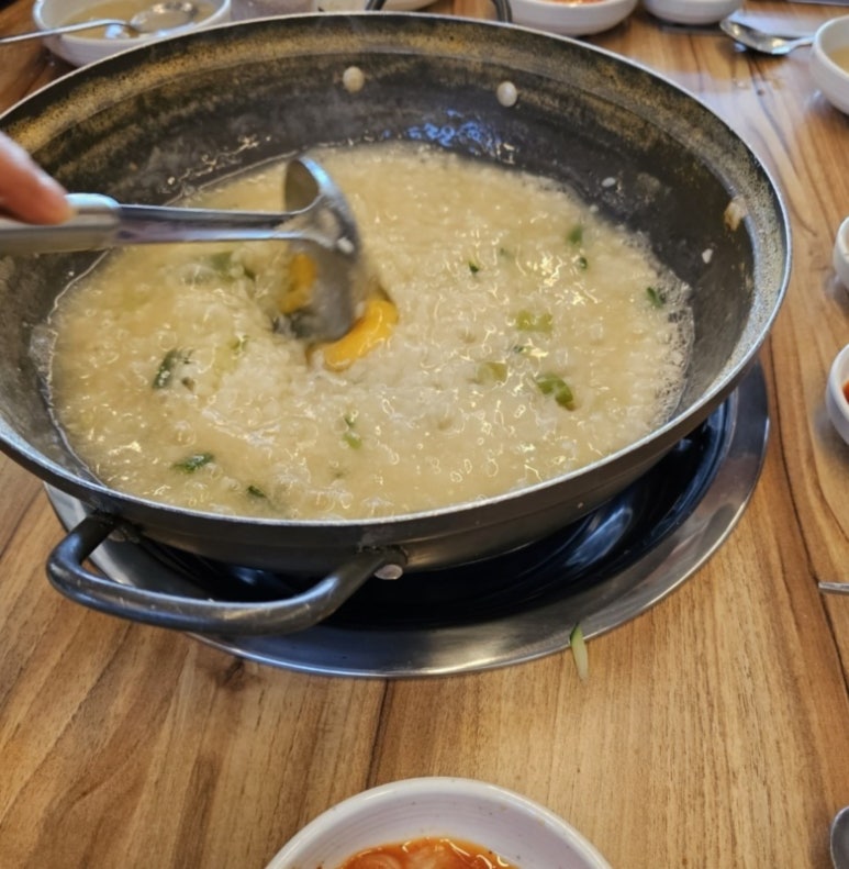 백합칼국수 이미지