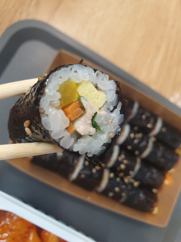 호시탐탐꼬마김밥 이미지
