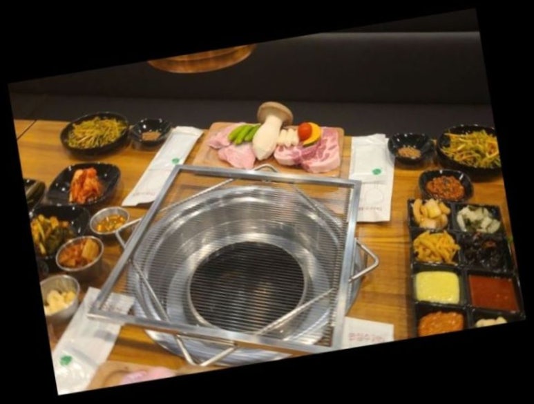 바로잘돼지 이미지