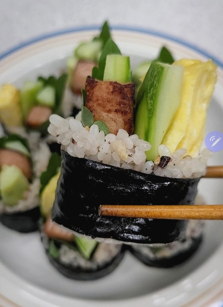 꼬다리꼬마김밥 이미지