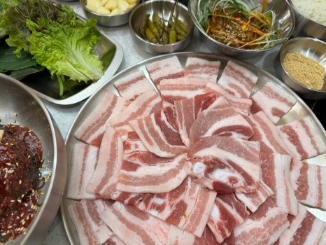 삼장식당 이미지