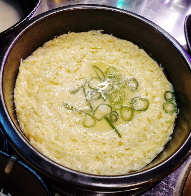 개코얼큰이불닭발 이미지