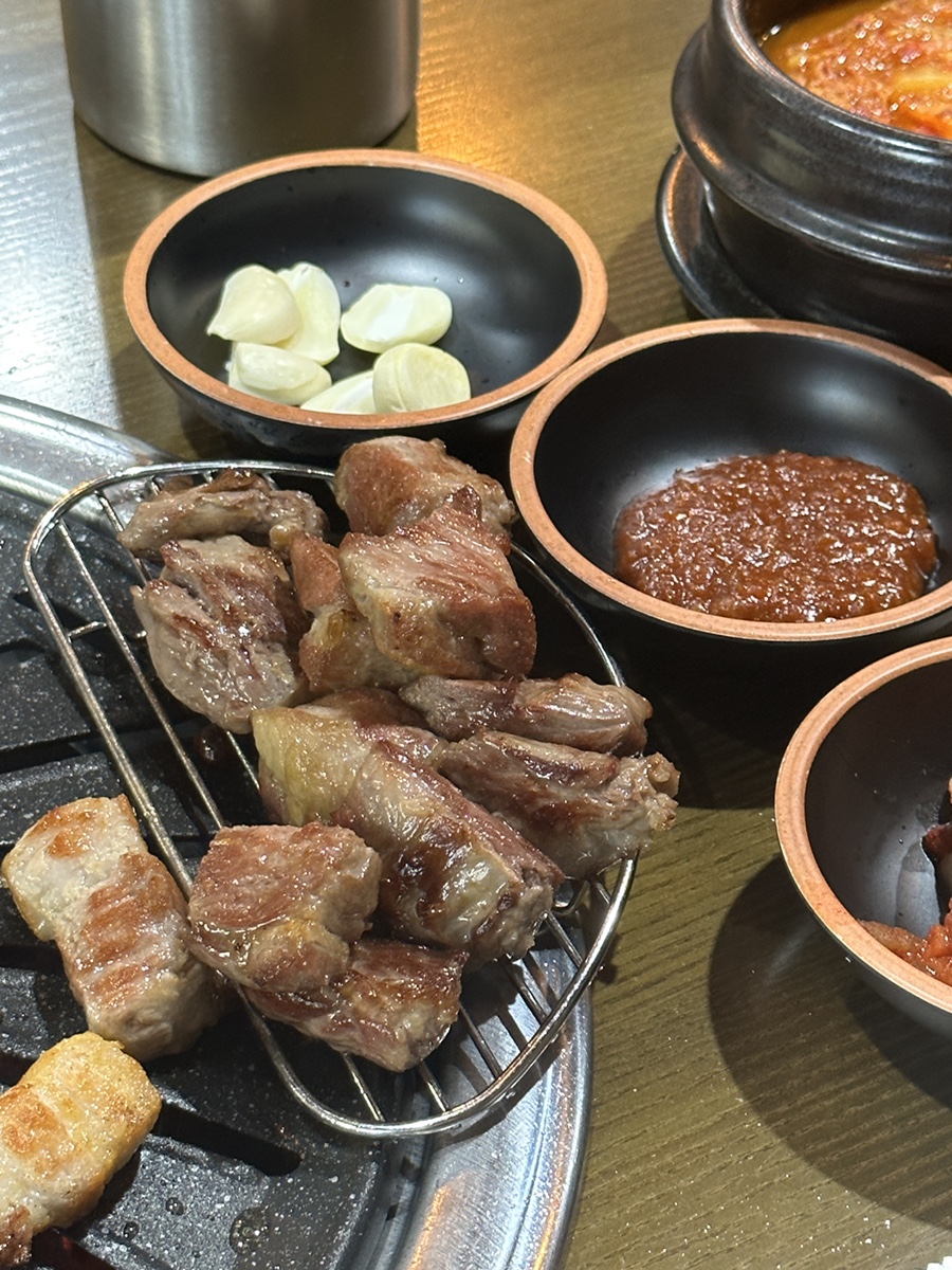 월등한고기쟁이 중산점 이미지