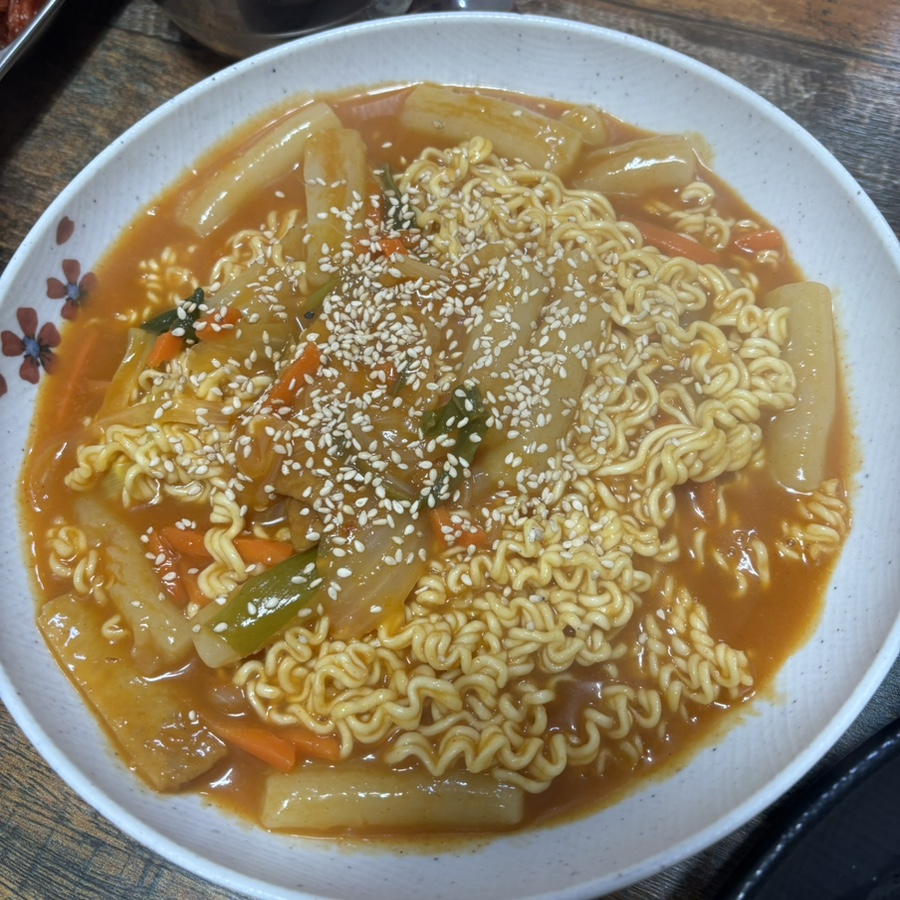 네모난 한끼 이미지