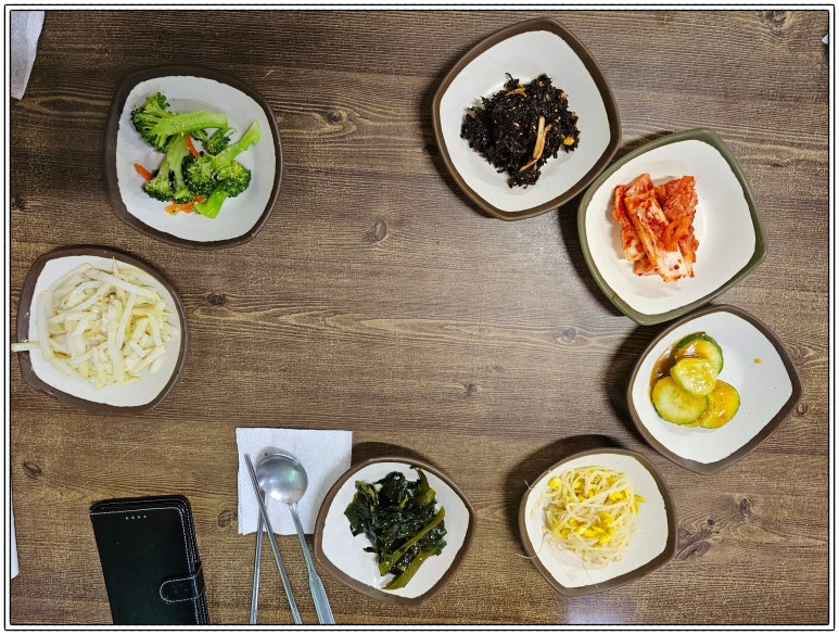 두리음식점 이미지