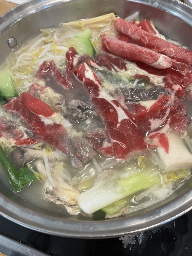 명동칼국수샤브샤브 이미지