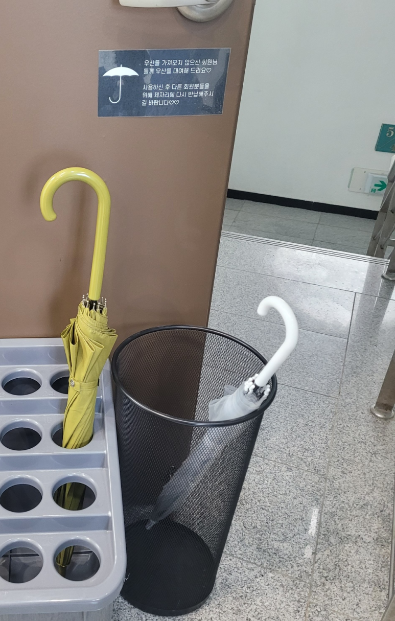 더킹스터디카페 이미지