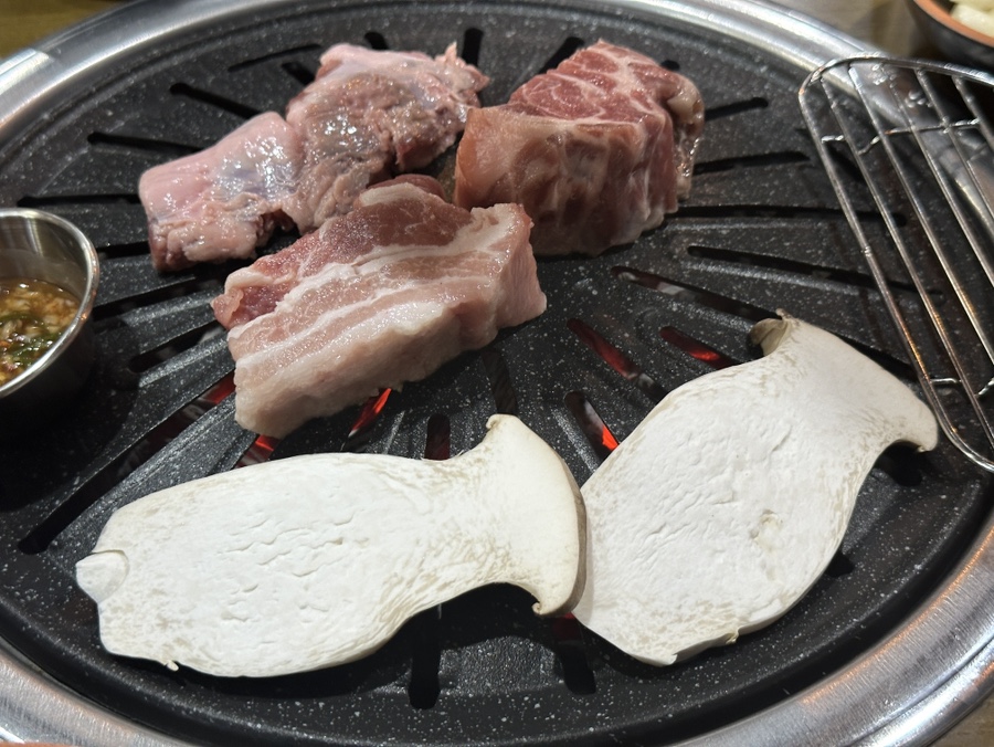 월등한고기쟁이 중산점 이미지