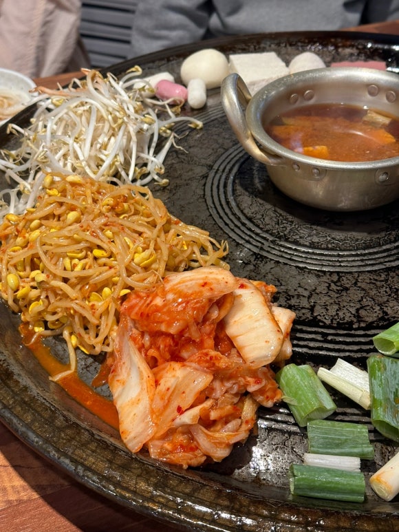60판왕뚜껑삼겹살 이미지