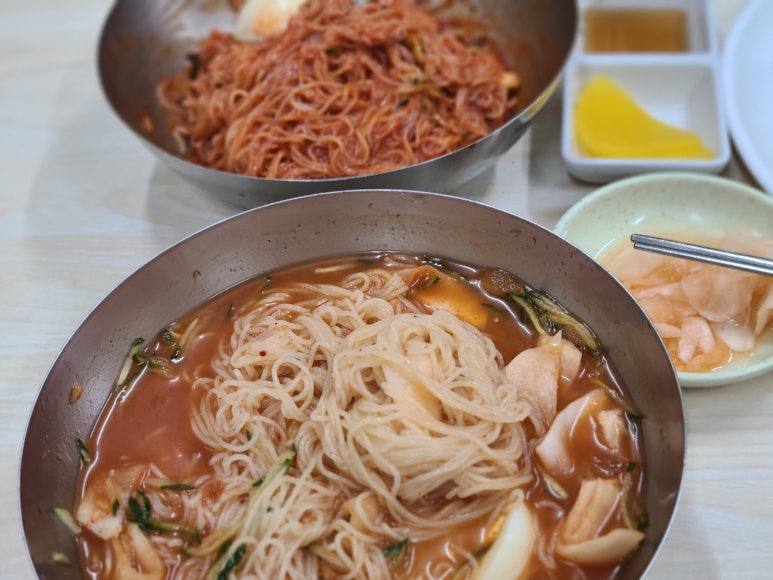 신선밀면 이미지
