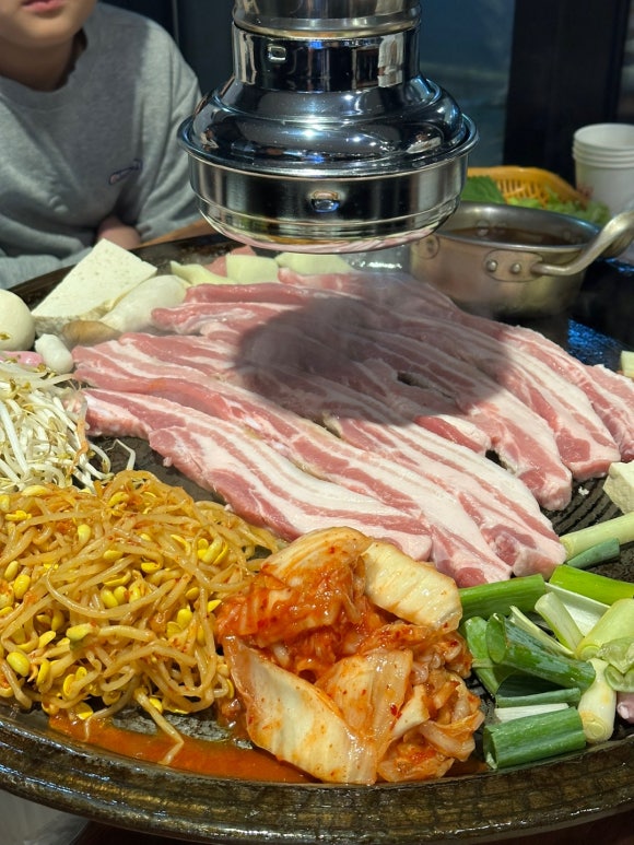 60판왕뚜껑삼겹살 이미지