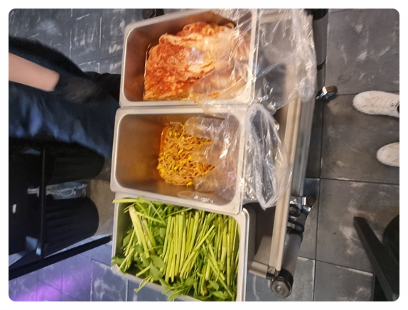 할매솥뚜껑삼겹살 이미지