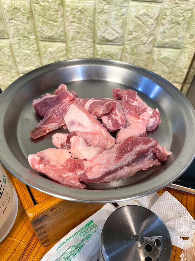 덩어리뽈따구 이미지
