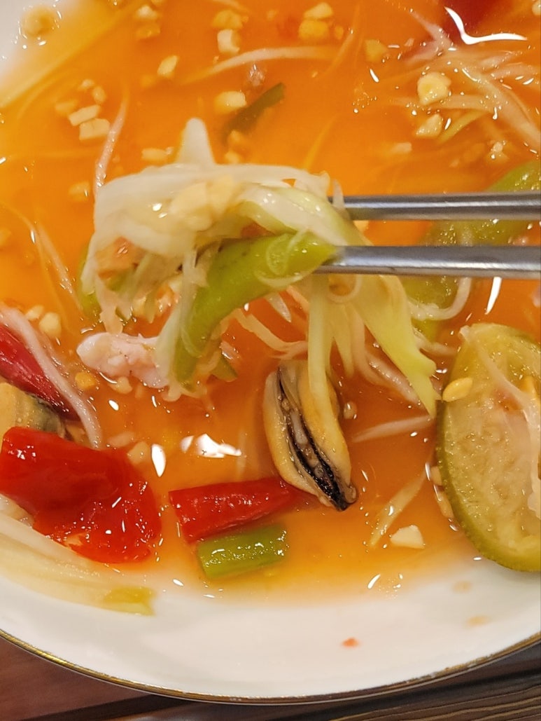 쏨땀우돈 사진 8