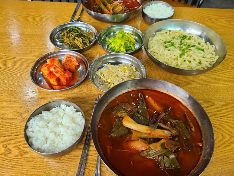 아궁이육개장 이미지