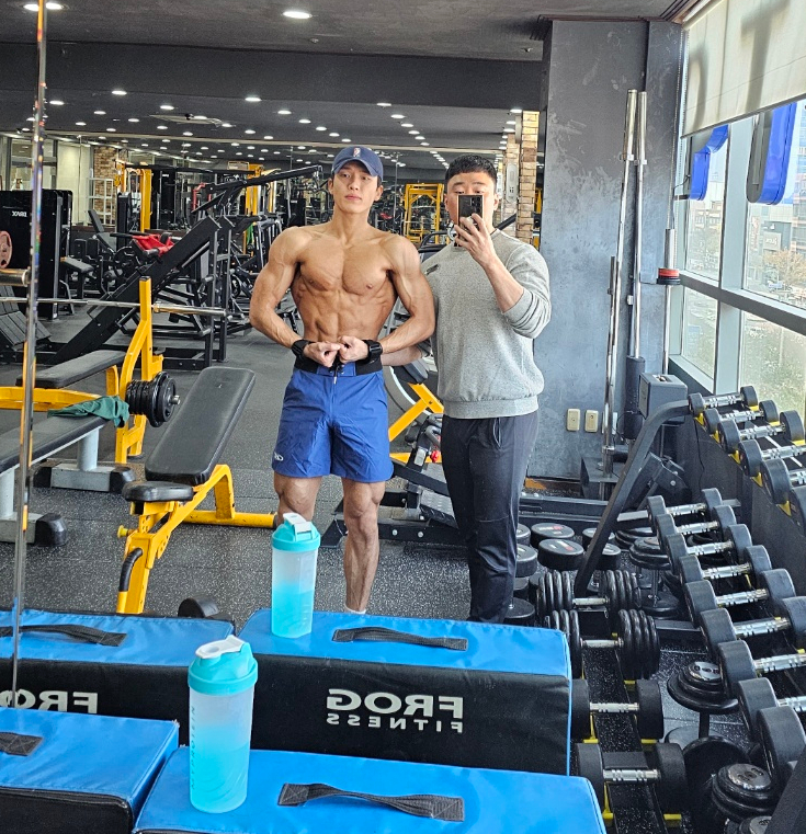 문스짐피티샵 이미지