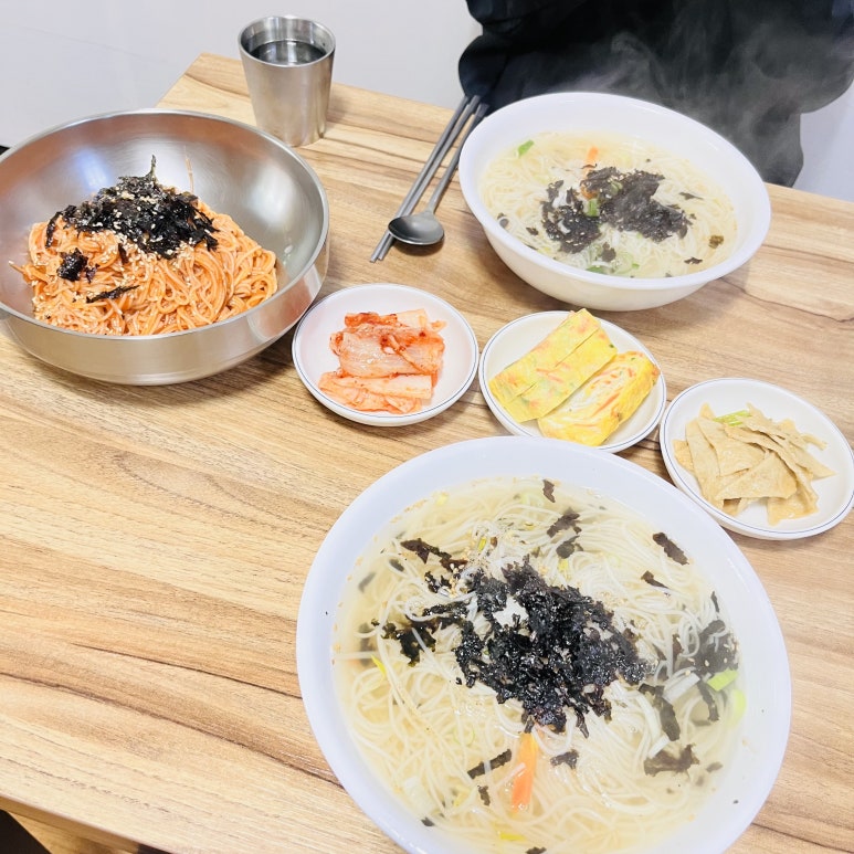 엄마돈국수 이미지