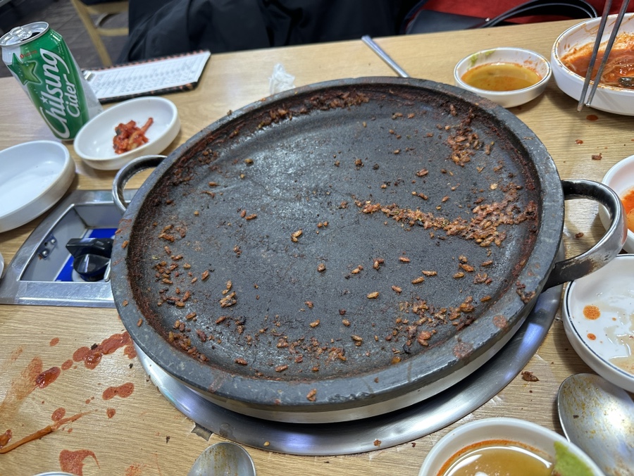 돌솟해물뼈찜 이미지