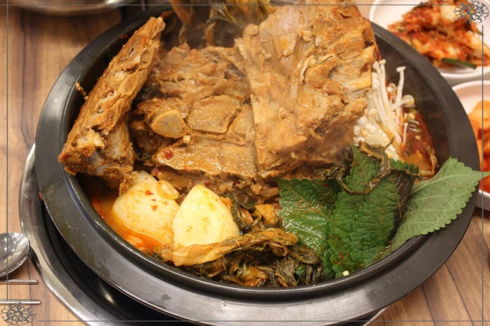 청년감자탕 김해어방점 이미지