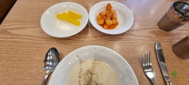 아줌마돈까스 이미지