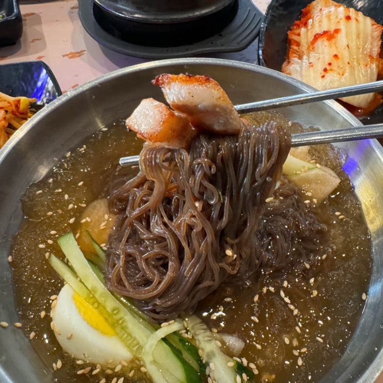 육감돼지 이미지