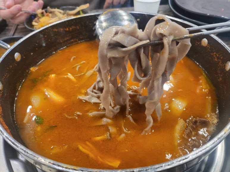 안성손칼국수 이미지