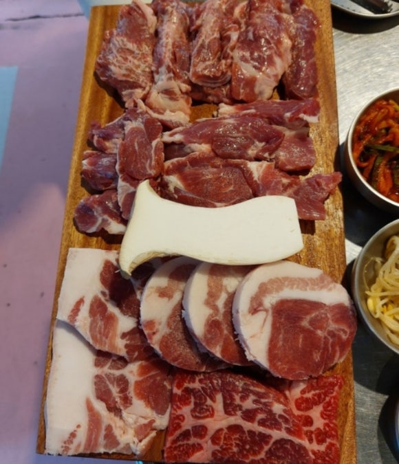 빽돈신논현 이미지