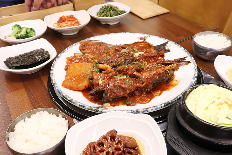 수제숯불양념갈비 이미지