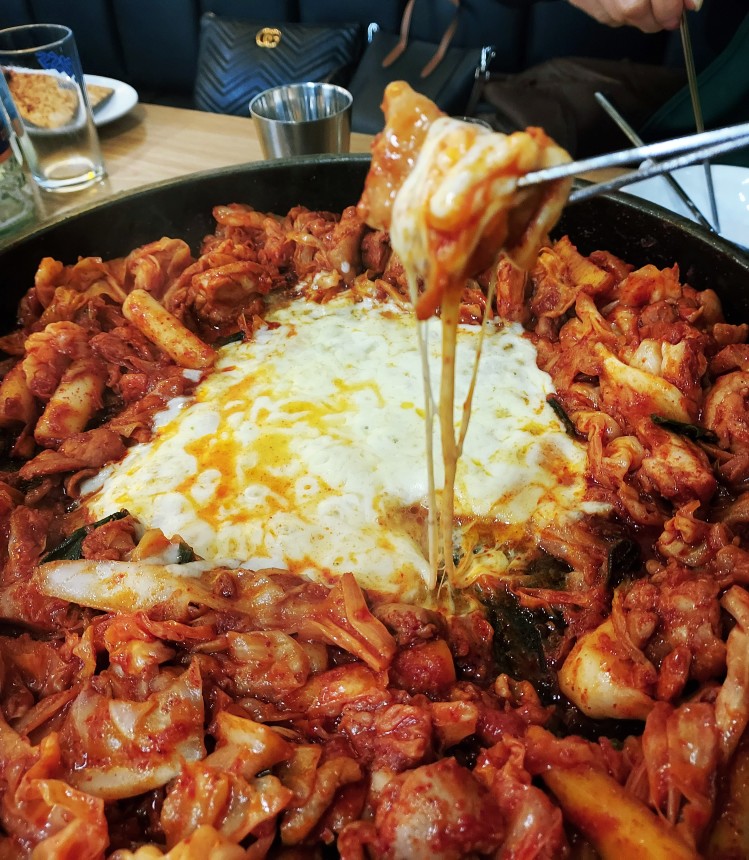 5.5닭갈비북항점 이미지