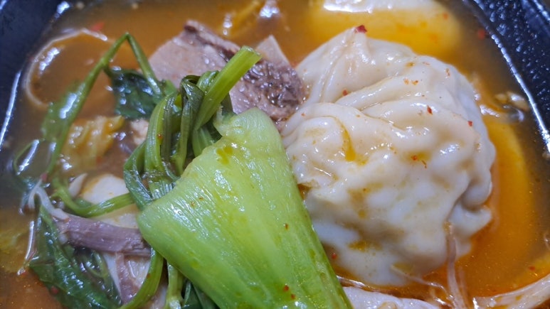 용만두, 칼국수 이미지