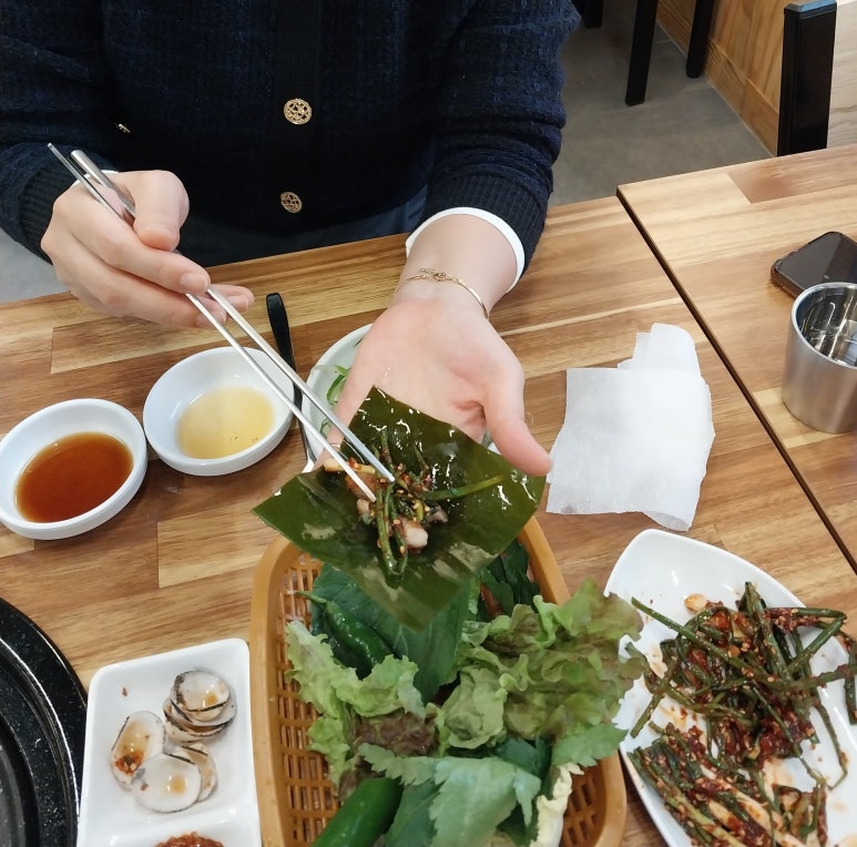 꽃삼이네숯불갈비 이미지