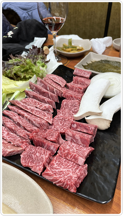 장어랑한우랑 이미지