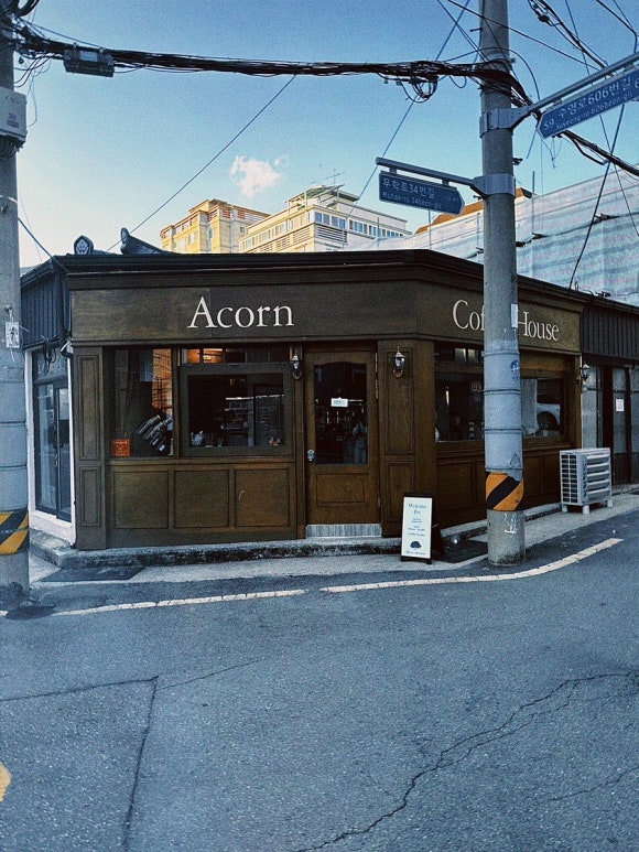 에이콘 커피 하우스(ACORN COFFEE HOUSE) 이미지