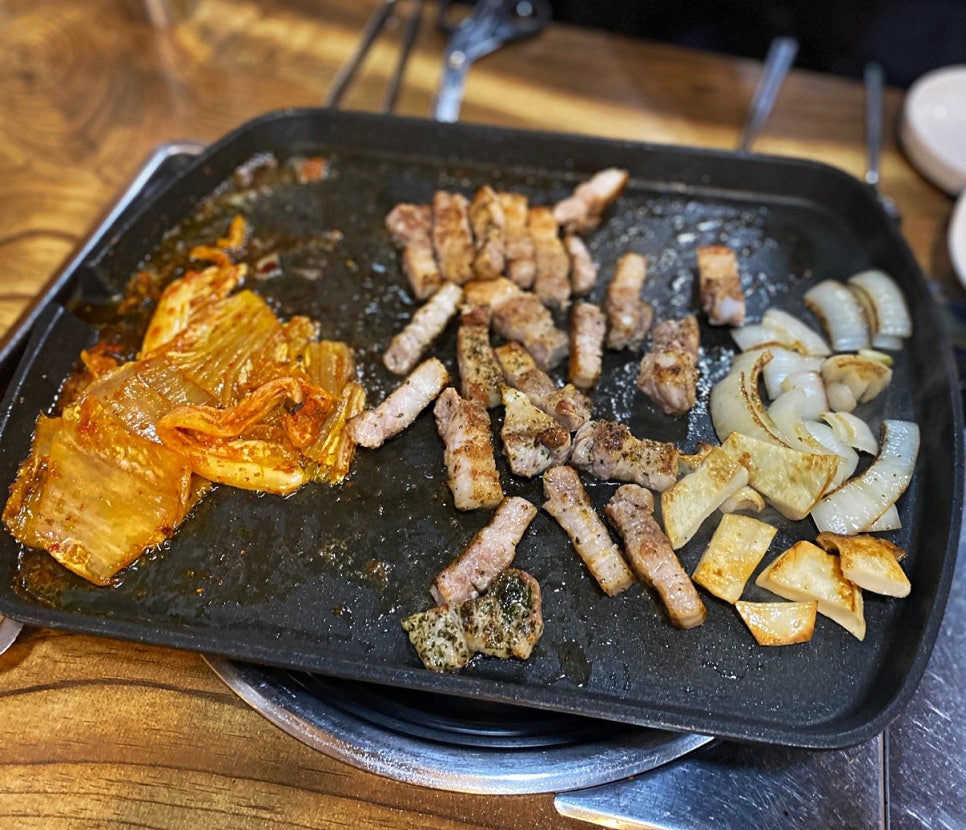 미소생삼겹살 이미지