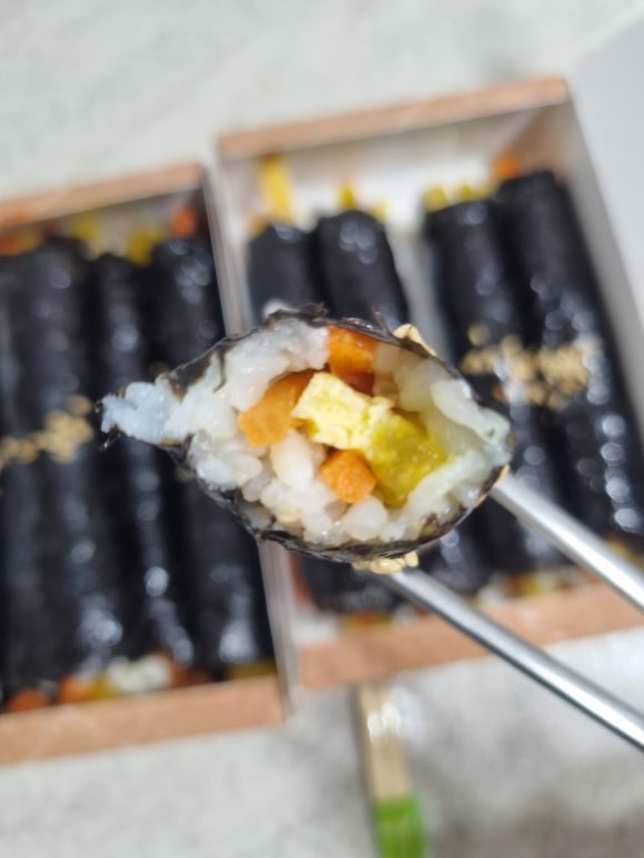 호시탐탐꼬마김밥 이미지