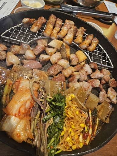 꽃돼지세상 이미지