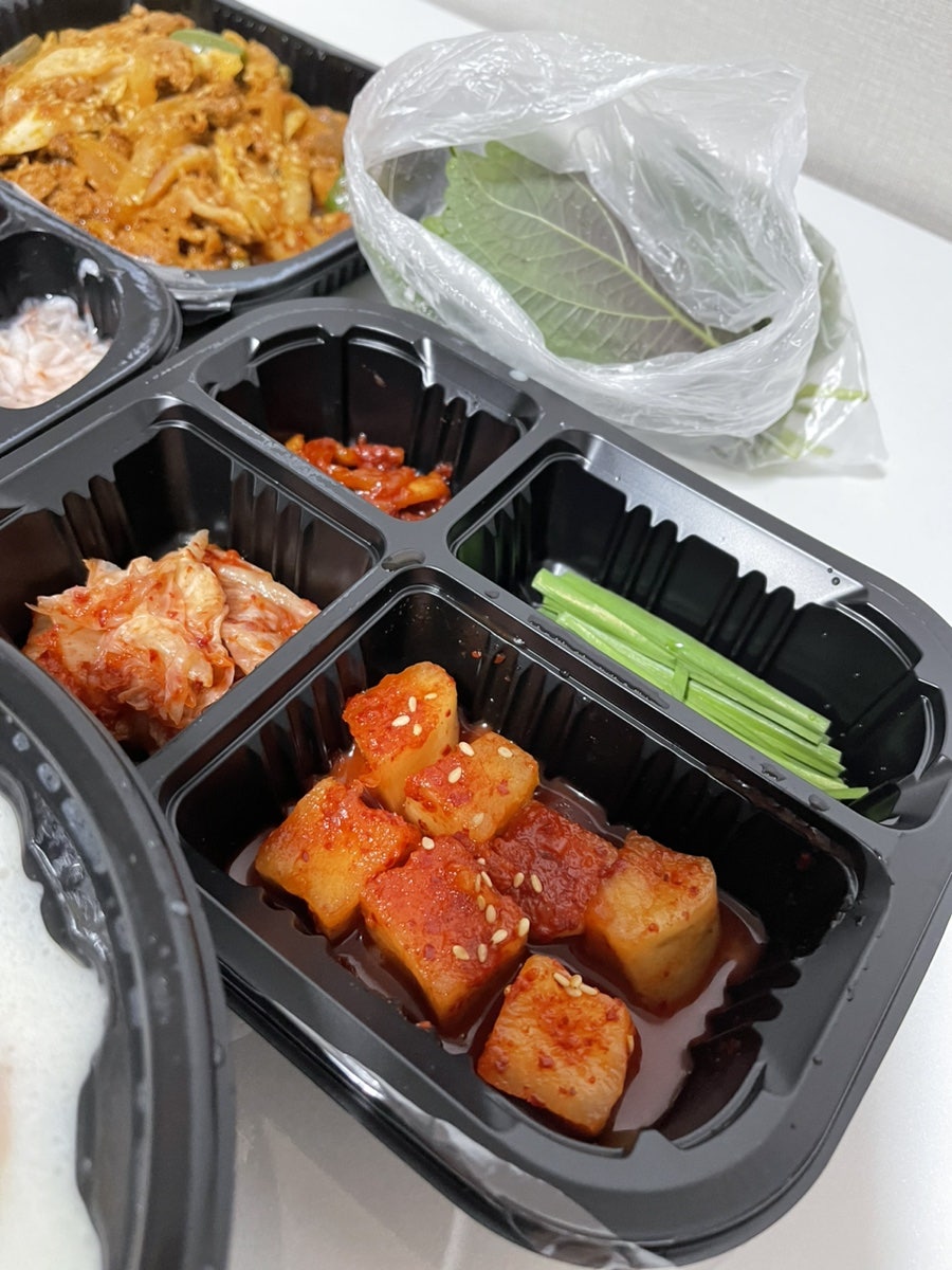 큰바우국밥 이미지