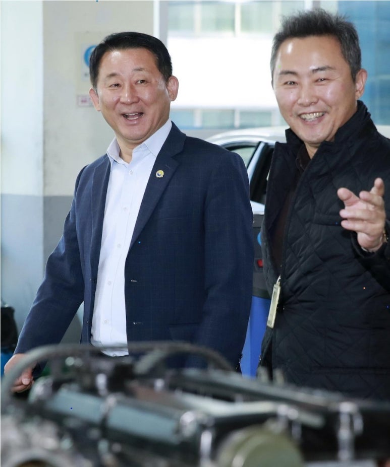 원자동차정비 이미지