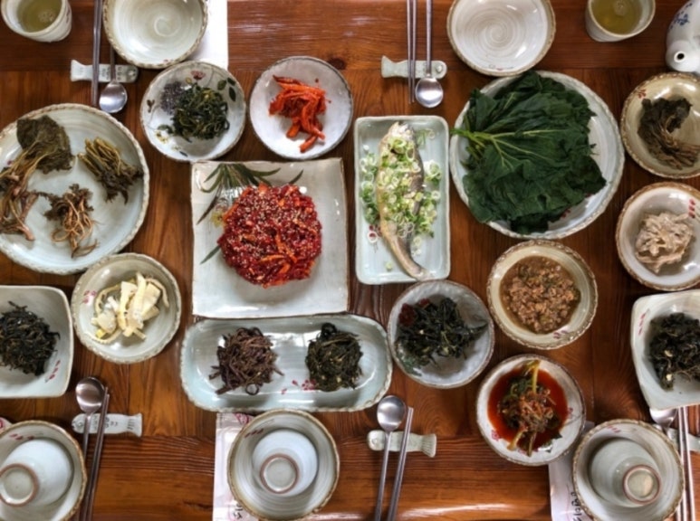 더로컬 이미지