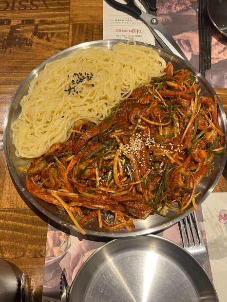 옛날통닭골뱅이 이미지