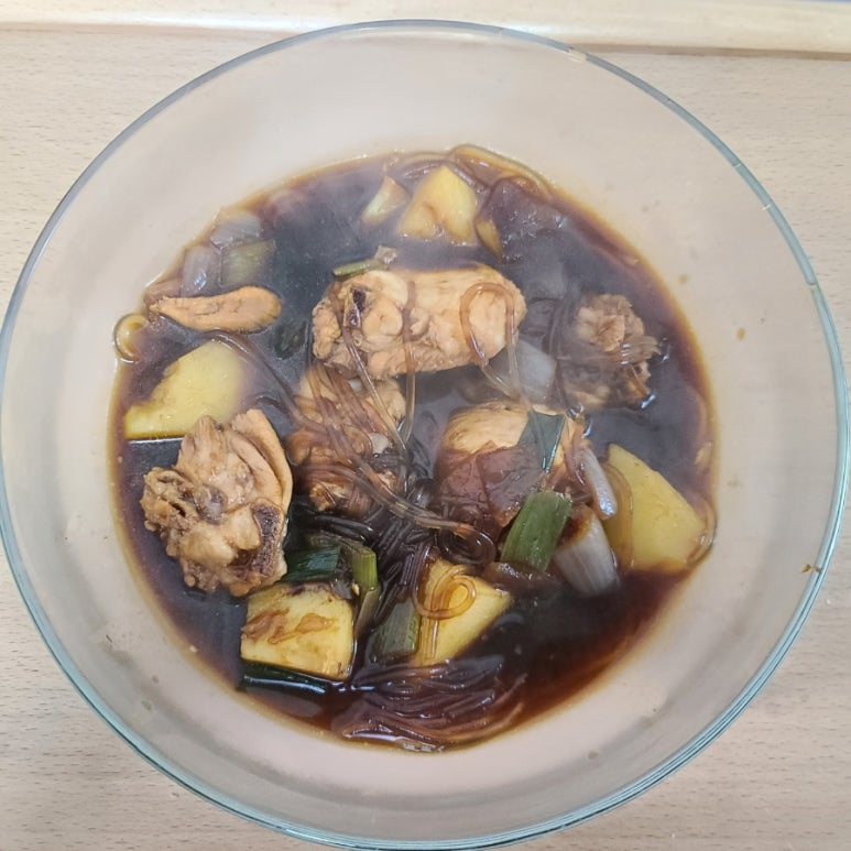 와룡찜닭 이미지
