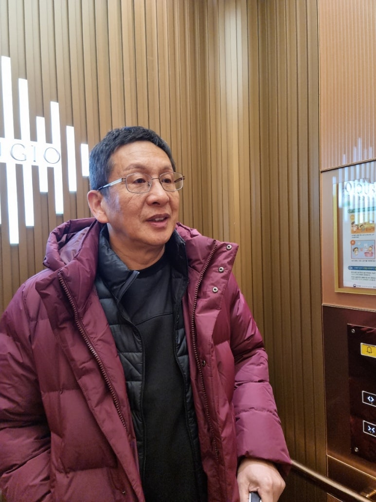 경정비휴게소타이어 이미지